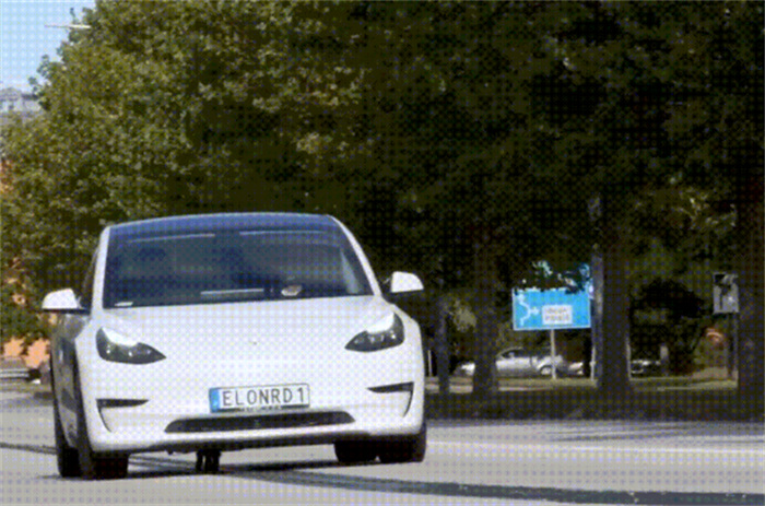 瑞典的汽车新科技 能边跑边充电（充电马路）