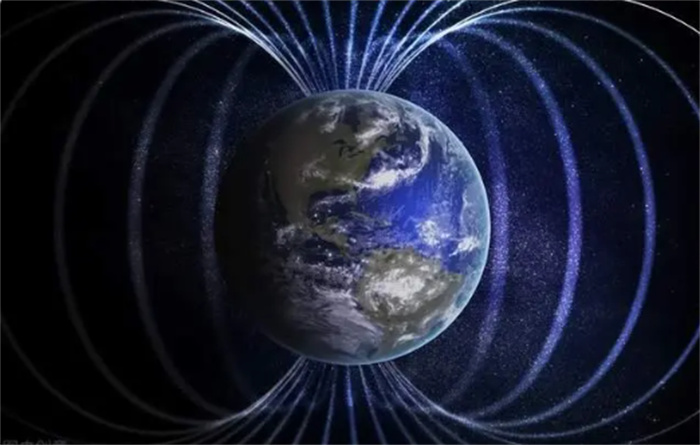 研究表明：每隔45万年  地球磁场就会反转  南北极将互换位置