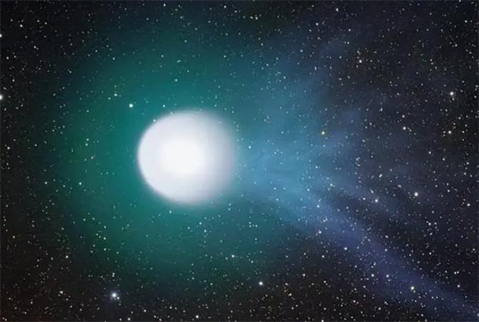 美国上空惊现巨型光球，比满月还大，连续曝光45秒，外星人来了？