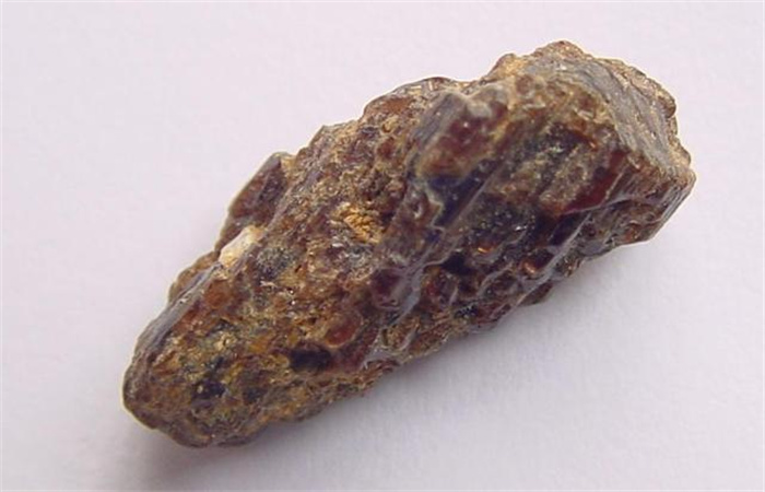 地球最稀有矿石就一个标本  为何已知6000多种矿石  就它搞特殊