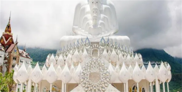 宗教的艺术：泰国曼谷之外最令人惊叹的7座寺庙  建议收藏