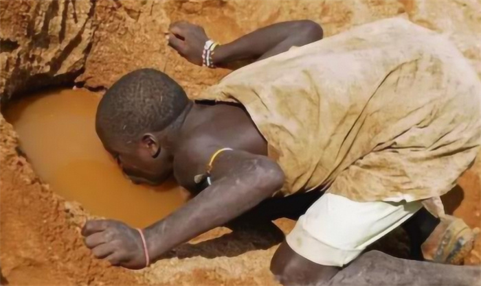 世界上干旱最严重的大洲 有着常年的干旱（非洲）