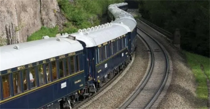 世界上最豪华的列车再次升级，就像火车拉着“皇宫”在旅行
