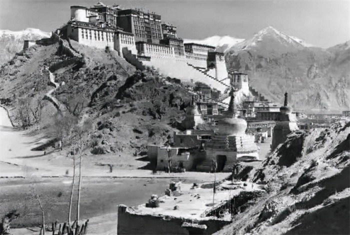 当年希特勒派人进入西藏 他的目的是什么（西藏谜团）