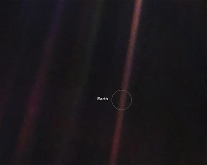 史上最模糊的地球照片，只占了0.12像素，却能让人重新认识宇宙？