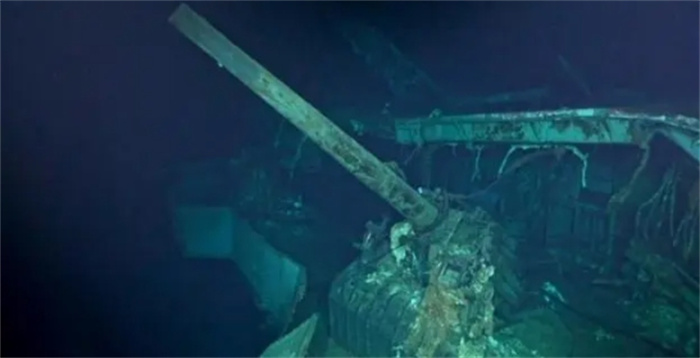 海底沉睡了76年，二战时的航空母舰被发现，140人随同陪葬