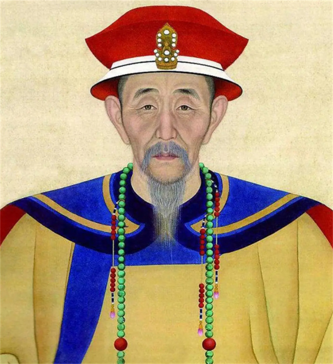 清朝时期著名的皇帝康熙 到底长什么样子（康熙画像）