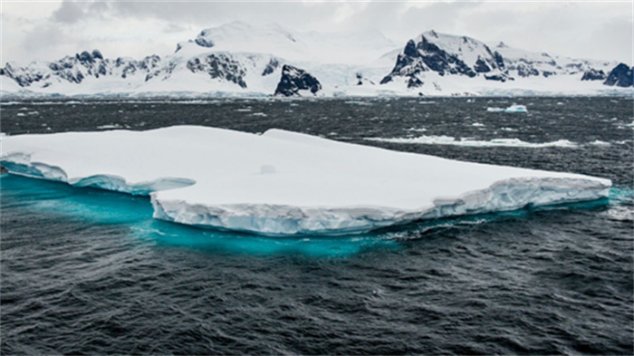 南极神奇的不冻湖 零下90度依然不结冰（不冻湖泊）