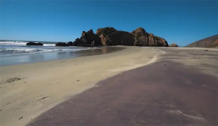 地球上绝美的15个独特沙滩、你知道几个