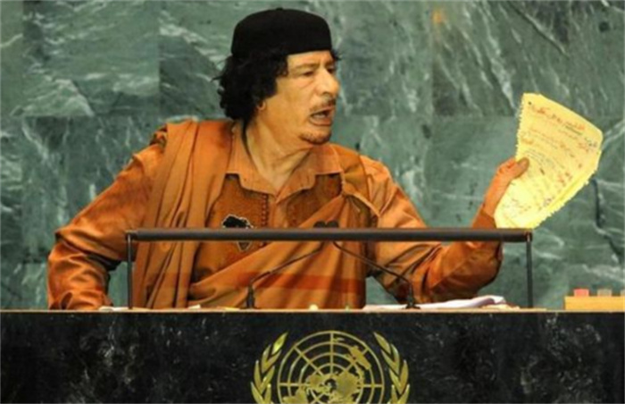 09年的联合国大会上 卡扎菲狂喷96分钟（嚣张总统）