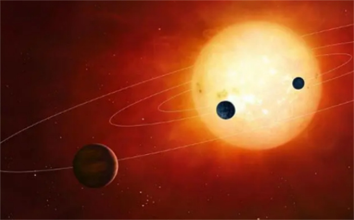 地球每年远离太阳多少厘米