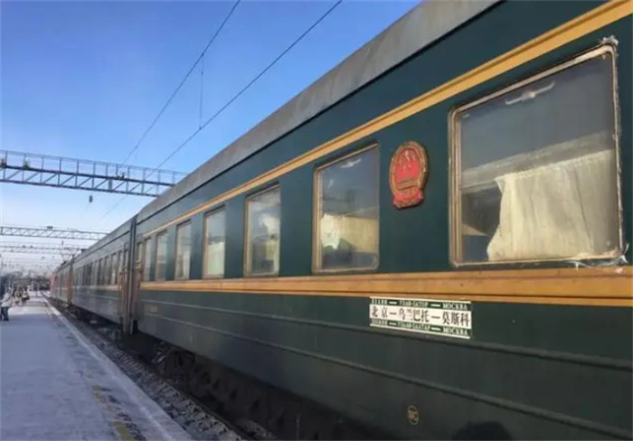 中国火车开入俄罗斯为什么要停留5个小时