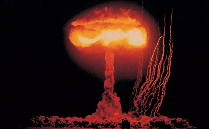 人类最强武器之一的氢弹 是如何推动爆炸的（氢弹结构）