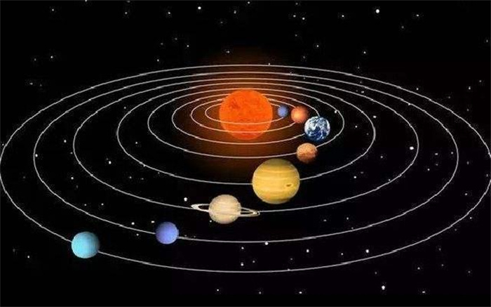成为太阳系的行星至少具备哪三个条件（围着太阳公转）