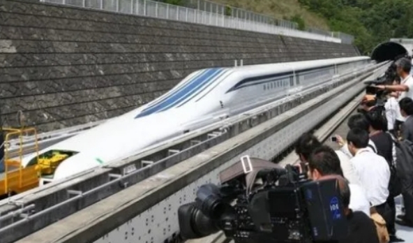 世界上最快的磁悬浮列车时速603公里（LO型磁悬浮列车）
