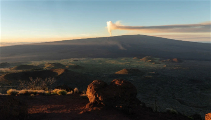 地球上体积最大的火山 冒纳罗亚火山（体积达75，000立方公里）