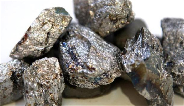 白云鄂博发现的新矿物是什么（铌）